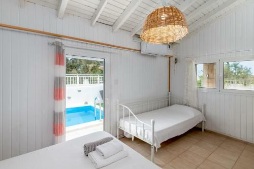 Beach House Cavo Kiotari