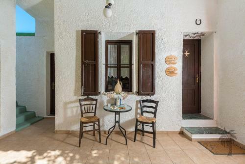 Traditional Villa Eucharis With Swimming Pool