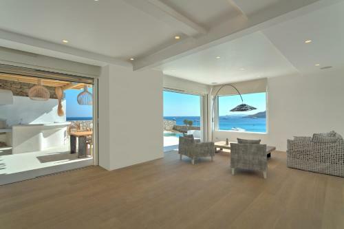 The Absolute Beachfront Luxury Villa