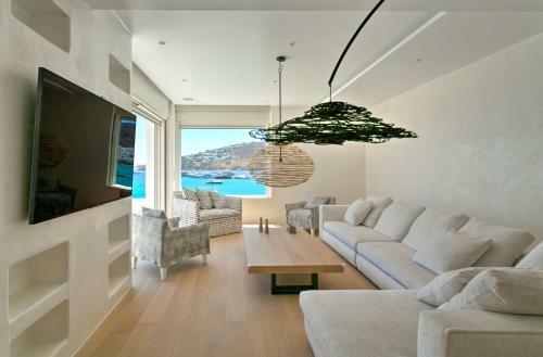 The Absolute Beachfront Luxury Villa