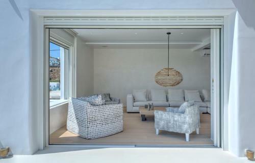 The Absolute Beachfront Luxury Villa