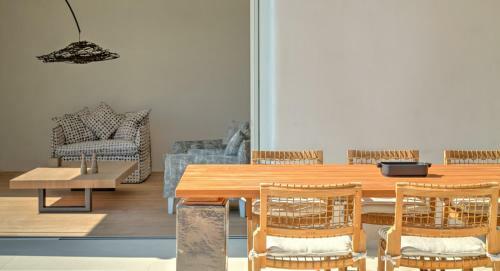 The Absolute Beachfront Luxury Villa
