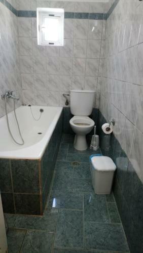 Apartamento Vacation House In Stroggili