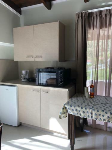 Joan Homes Korakas