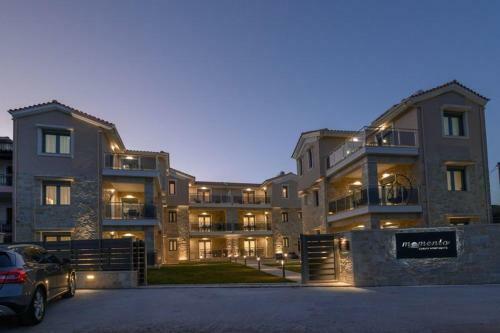 Moments Apartment C2 Walking Distance From The Beach!