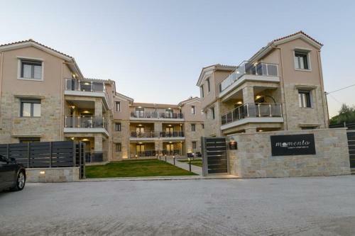 Moments Apartment C2 Walking Distance From The Beach!