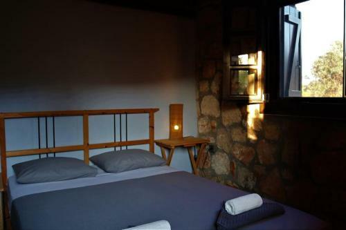 Wood & Stone Dream View House B
