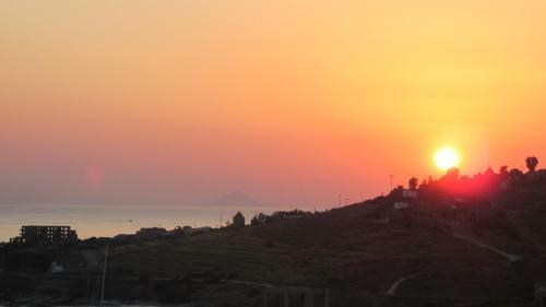 Sea And Sun House