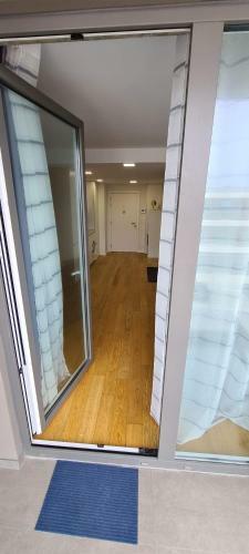 Apartamento T0 - Edif�cio Uno Al Mar