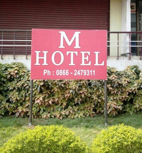 M Hotel Benz Circle