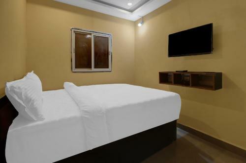 Oyo 89097 Hotel The Royal Inn