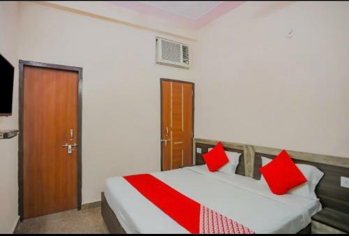 Hostal Hotel Staybird Inn