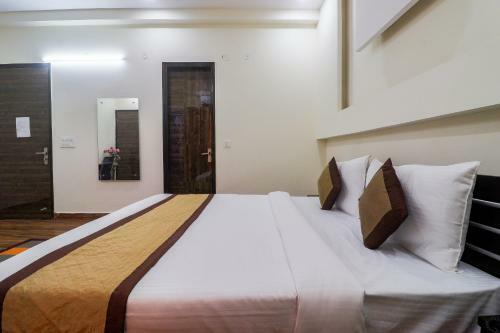 Hotel Sunrise Residency