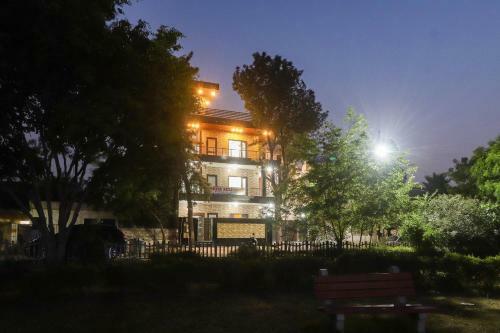 Hotel Sunrise Residency
