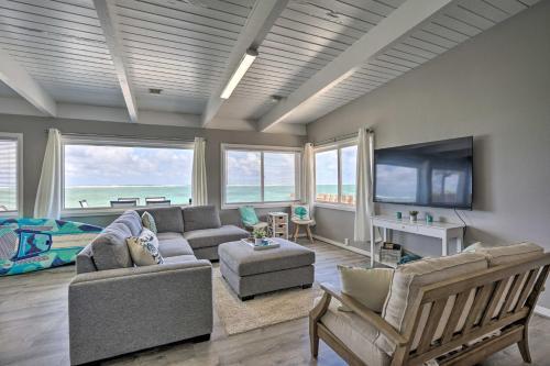 Wfh In Paradise Beachfront Hauula Getaway!
