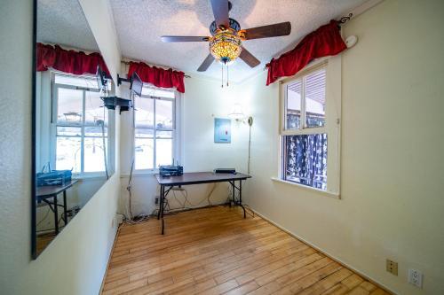 Oceanfront Lahaina Front Street Private Home