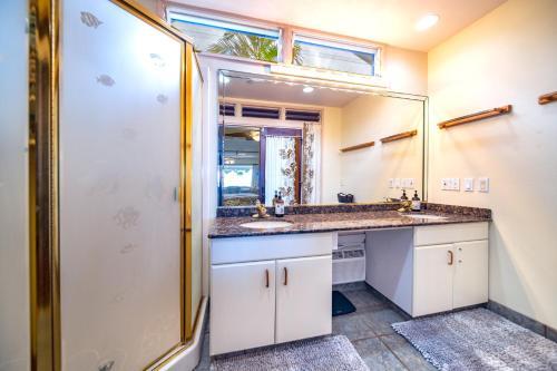 Oceanfront Lahaina Front Street Private Home