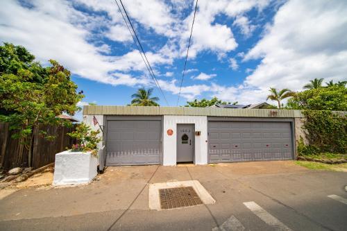 Oceanfront Lahaina Front Street Private Home