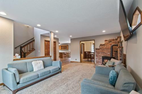 Ash Avenue Abode
