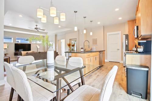 Outstanding Meridian 3 Bedroom Custom Home In Central Meridian