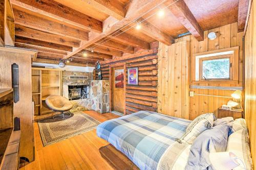 Rustic Ketchum Cabin About 1 Mi To Ski Resorts!