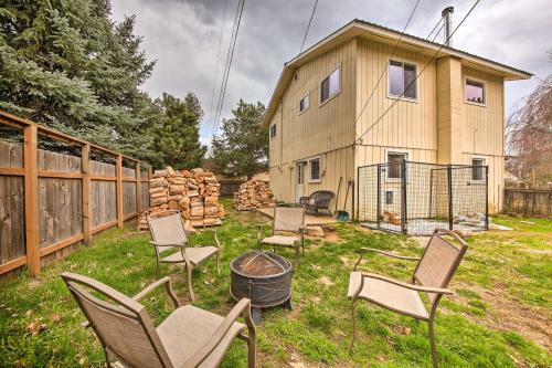 Pet-friendly Sandpoint Home With Fenced Yard!