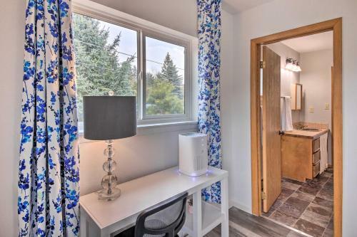 Pet-friendly Sandpoint Home With Fenced Yard!