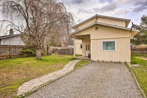 Pet-friendly Sandpoint Home With Fenced Yard!