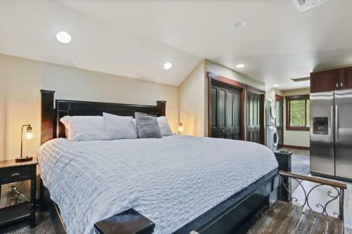 Magic Mccall Cabin And Studio For Larger Groups