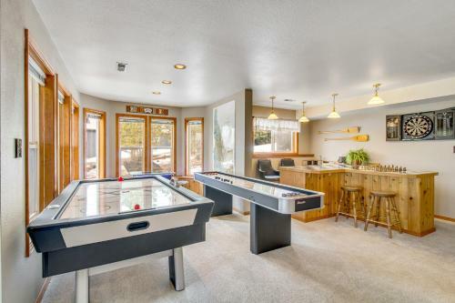 River And Mountain View Retreat