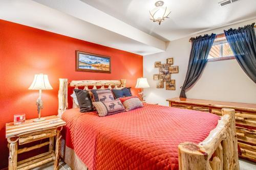 River And Mountain View Retreat