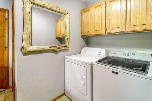 River And Mountain View Retreat
