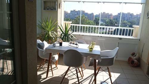 Apartamento En 1� L�nea Residencial Las Arenas