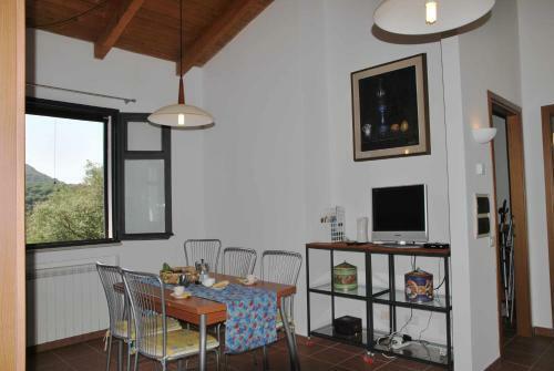 White Roses Appartamento In Villa