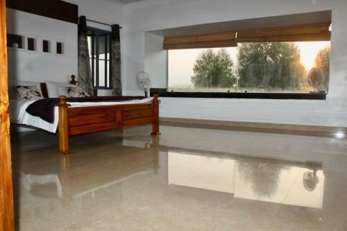 Villa Saffronstays The Periaheights