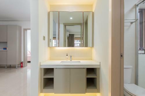 Locals Apartment House 05