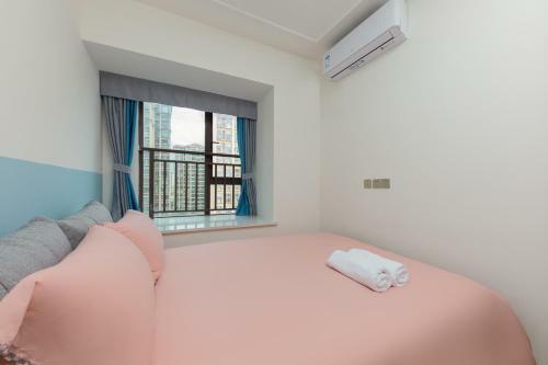 Locals Apartment House 05