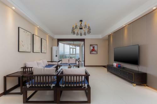Locals Apartment House 01