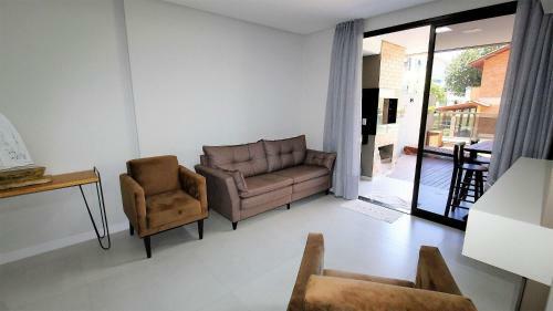 1086 - Apartamento T�rreo Com Jacuzzi No Centro De Bombinhas