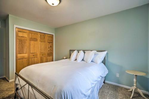 Immaculate Family Townhome - Walk To Beach!