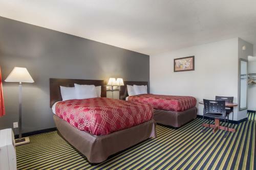 Hotel One Life Studios