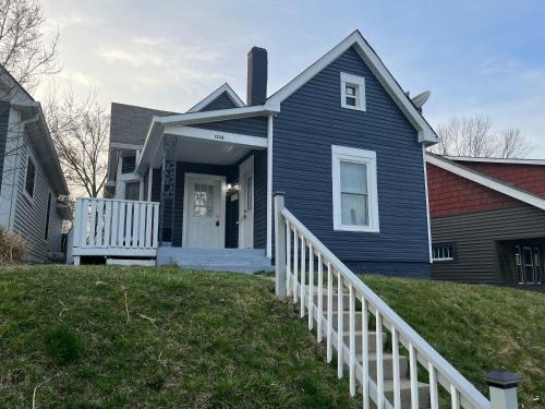 3 Bed 1 Bath Entire House Indy!