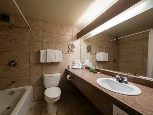 Hotel Le President Sherbrooke