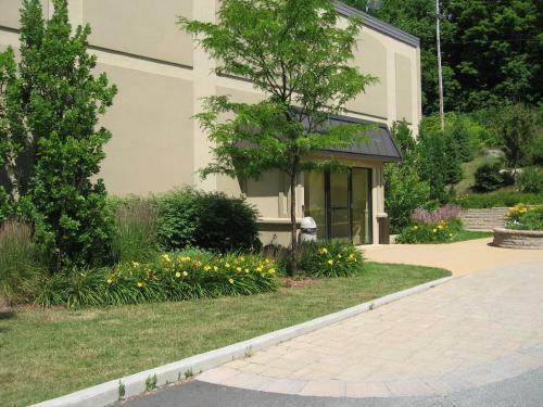 Hotel Le President Sherbrooke