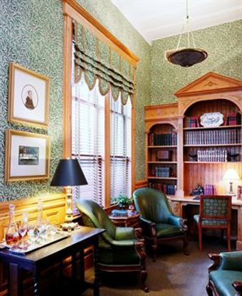 Hotel Wentworth Mansion