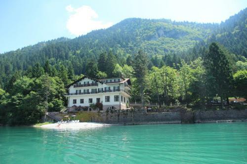 Lago Park Hotel