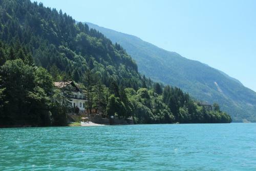 Lago Park Hotel