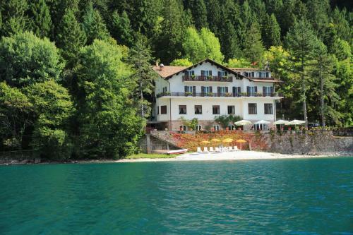 Lago Park Hotel