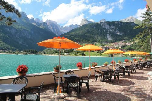 Lago Park Hotel