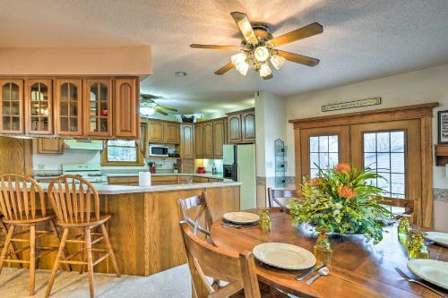 Relaxing Waterloo Retreat With Orchard View!
